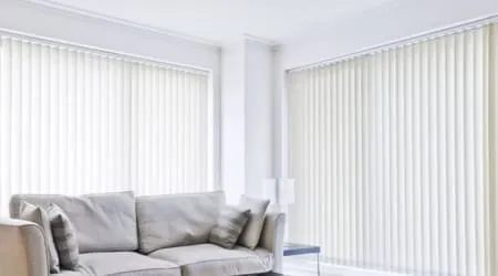 Curtain blinds